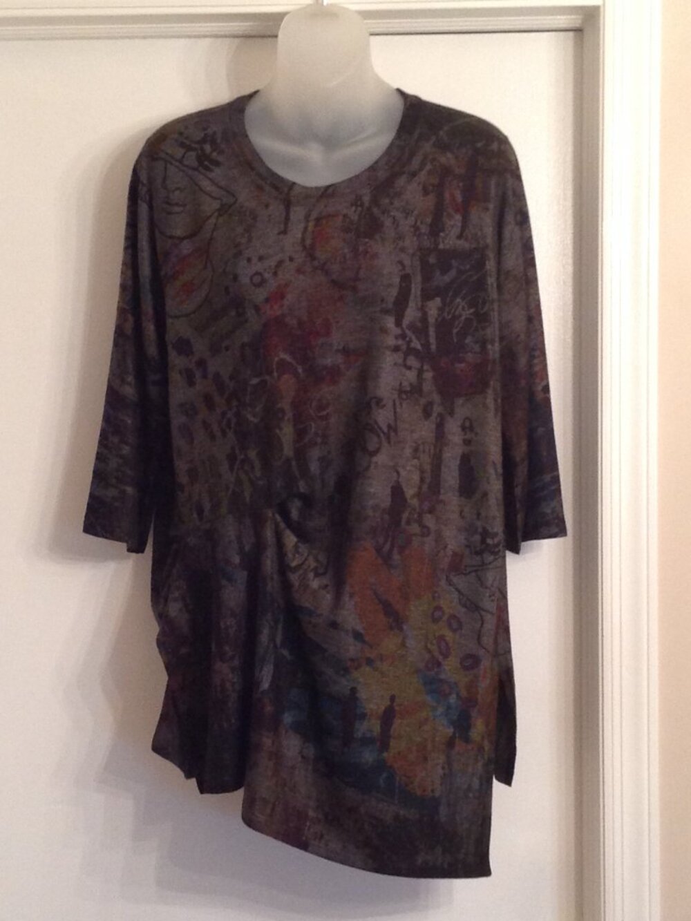 Inoah Asymmetrical Art To Wear Graffiti Tunic Top Shirt M USA